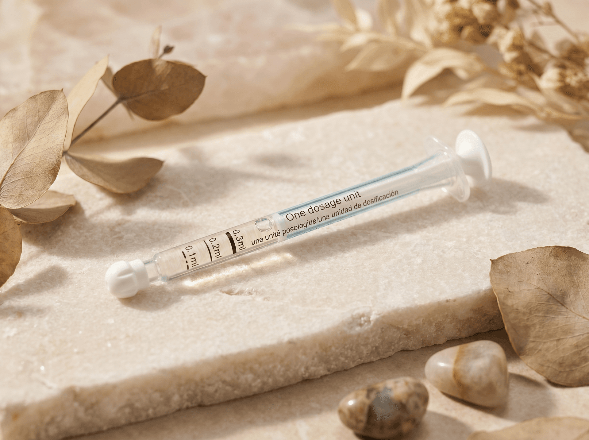 E/O Sterile Oral Syringe 0.3ml Front three-quarter hero white scenery product image
