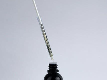 Cannabis Extracts and Oils: A Guide on Safe Consumption and Deciphering Product Labels