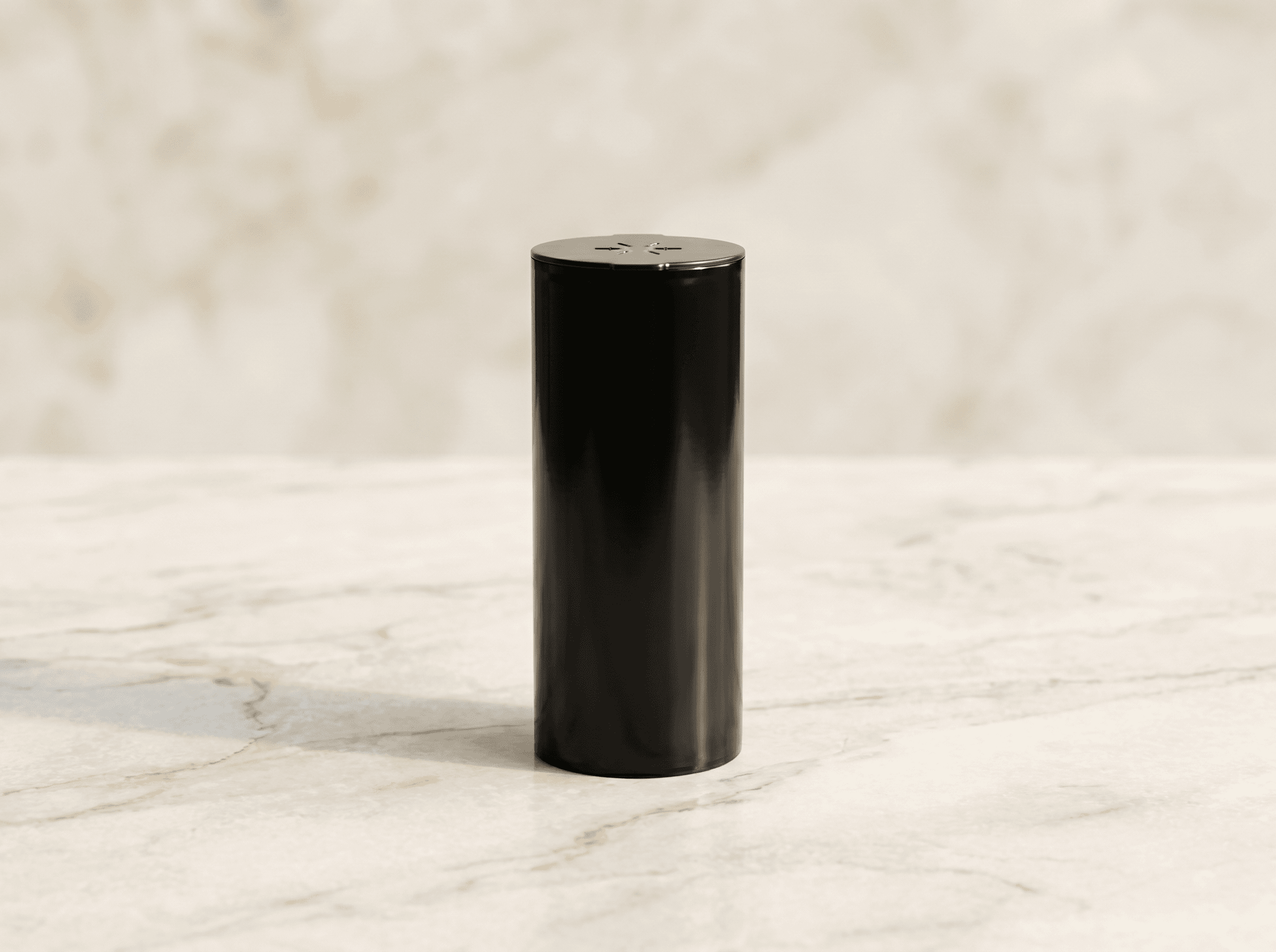 Black CR Pop Top 40x95mm Front three-quarter hero white scenery product image